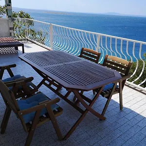 Bassi Apartmán Stara Baška